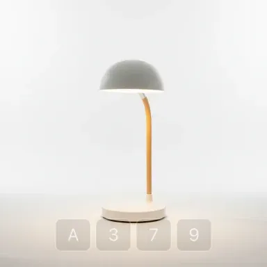A379-03 Parisian Emerald Desk Lamp - View 1